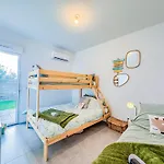 6 Personnes Climatises Proche Apartament *