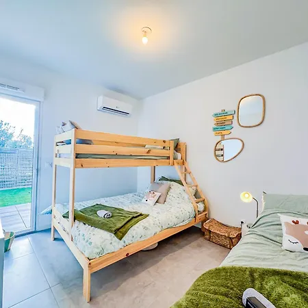 6 Personnes Climatises Proche Apartmán *