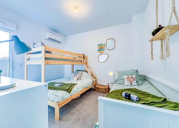 6 Personnes Climatises Proche Apartment