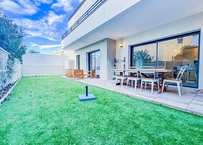 Apartment 6 Personnes Climatises Proche