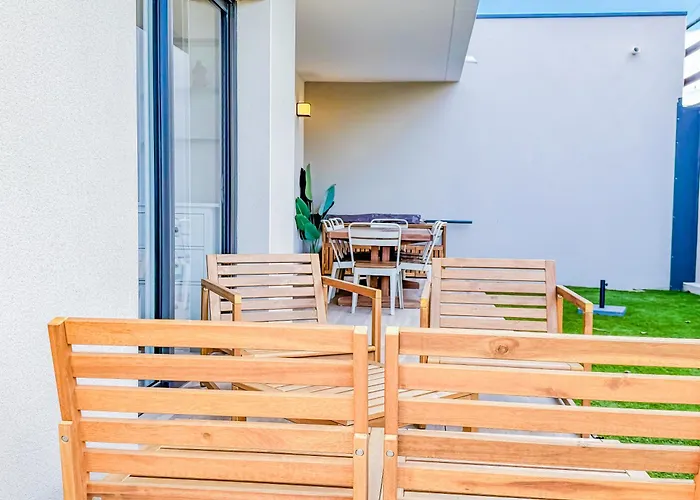 Apartment 6 Personnes Climatises Proche Marseillan (Herault)